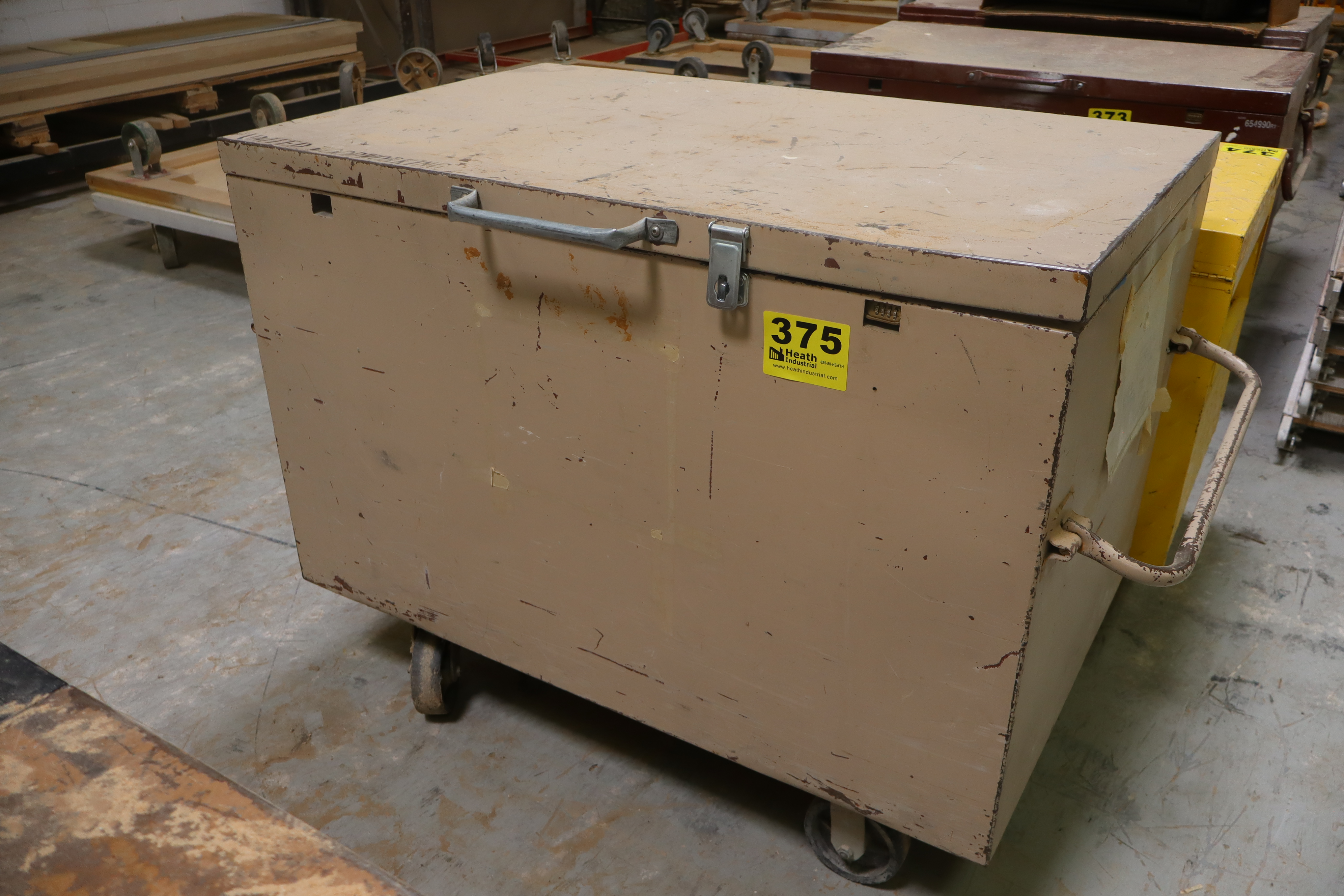 Lot 375
