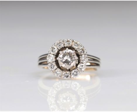 Ring in platinum and 1.5 carat brilliant cut diamonds (9.12gr) - Weight:  9 g - Region: Europe - Sizes: L 13.5 mm Size (57) 1