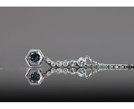 Chain and pendant in white gold (18k) and sapphire and diamonds (6.57 gr) - Weight:  7 g - Region: Europe - Sizes: Chain leng
