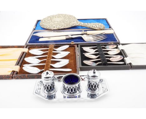 Antique and vintage electroplate items, including a cased set of Victorian fish servers, two cased sets of teaspoons, a cruet