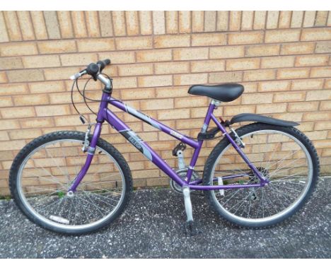 Raleigh vixen ladies bike sales price