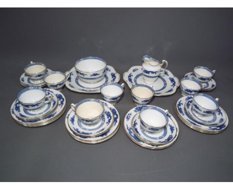 Staffordshire Ceramics - 38 pieces of ceramic tableware decorated in an Oriental pattern, blue and white #630163  This lot mu