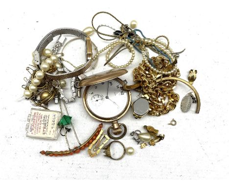 Elgin gold-plated full hunter lever pocket watch, No. 28872926, white enamel dial with subsidiary seconds dial, pair of Victo