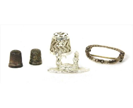 Silver items, 2 child's silver thimbles stamped 925, a modern designer pierced silver thimble by Harvery R Sillis, fellow of 
