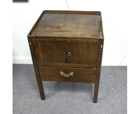 A George III mahogany commode, 53cm wide