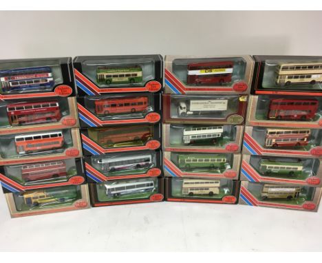EFE, Exclusive First Editions, 1:76; scale, boxed Diecast vehicles, Buses x20