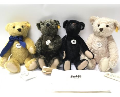 Four Steiff Teddy bears with original hanging tags and certificates (4)