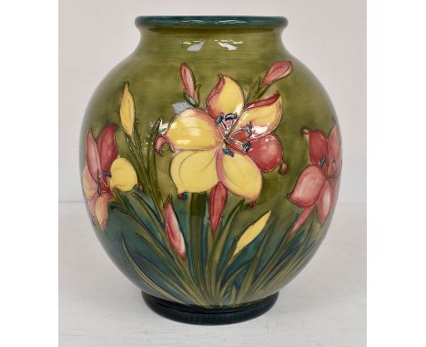 The Mitchell Collection of Moorcroft Pottery: A large Walter Moorcroft 'African Lily' pattern globe vase. Height approx 30.5c