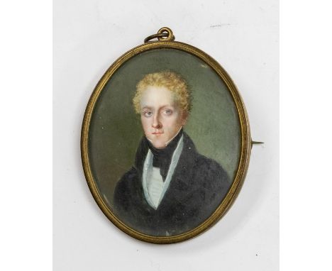 Regency School (circa 1820) - Portrait miniature of a Gentleman,&nbsp;the reverse with ivory slip and hair initials, gilt met