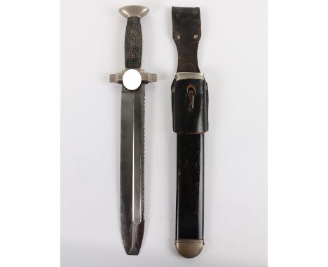 WW2 German Red Cross Enlisted Mans Hewer Dagger, with black chequered grip to one side and the other smooth grip, plated pomm