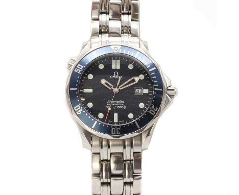 A stainless steel Omega 'Seamaster Professional' quartz bracelet watch, c.2000,41mm diameter with a blue dial, luminous hour 