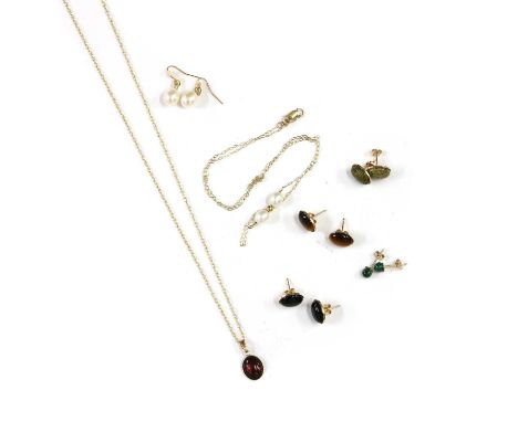 A collection of gold jewellery, to include a garnet cabochon pendant on a Prince-of-Wales rope link chain, a cultured freshwa