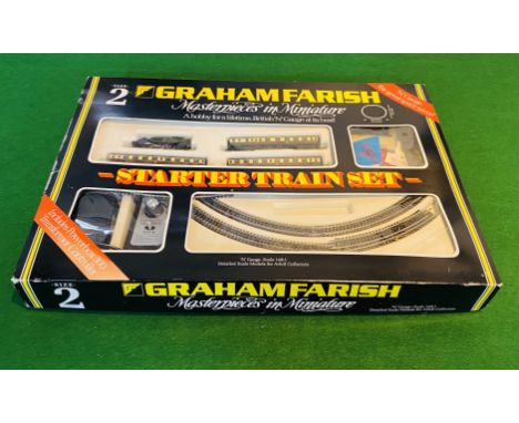 A Graham Farish N gauge boxed train set, number 8548, Prairie Class. Estimate: £30-50