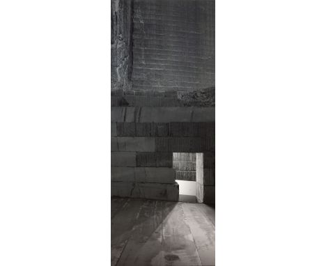 AITOR ORTIZ (Bilbao, 1971)."Walls of light 007".Print on aluminium. Edition 4/7.Signed and titled on the back.Measurements: 1