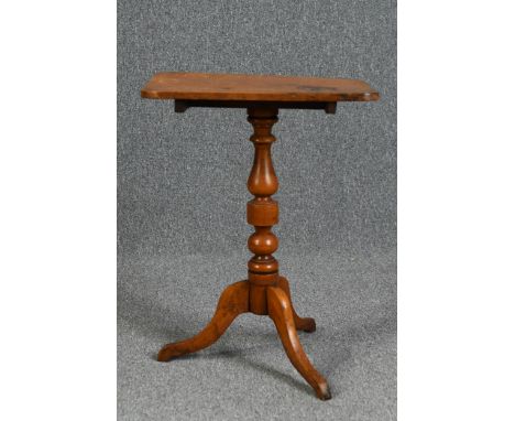 Lamp table. 19th century mahogany. H.70 W.52 D.38 