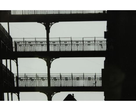 Architectural photograph. Framed and glazed. H.33 x W.42 cm. 