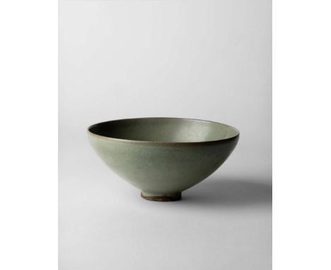  RARE CHINESE GREEN 'JUN' BOWL NORTHERN SONG TO JIN DYNASTY 北宋至金 鈞窰綠釉碗potted in conical form rising from a short straight foo