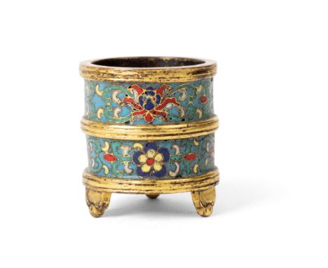  CHINESE GILT-BRONZE CLOISONNÉ ENAMEL RIBBED TRIPOD CENSER QIANLONG MARK 乾隆款 銅胎掐絲琺瑯直筒式三足小香爐the cylindrical body supported on 
