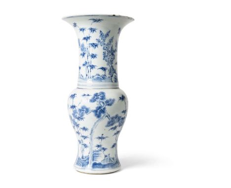  CHINESE BLUE AND WHITE 'THREE FRIENDS OF WINTER' YENYEN VASE QING DYNASTY, KANGXI PERIOD 清康熙 青花歲寒三友鳳尾尊elegantly painted on t
