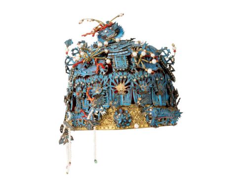  CHINESE KINGFISHER FEATHER AND PEARL INSET HEADDRESS LATE QING DYNASTY TO REPUBLIC PERIOD, 19TH-20TH CENTURY 清末民初 點翠嵌珍珠頭飾ela