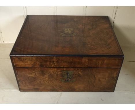 A VICTORIAN WALNUT AND BRASS INLAID WRITING SLOPE  With tooled green leather writing surface, inkwell and key.  (30cm x 23cm 