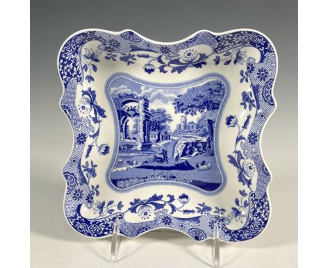 A porcelain tray from the 250th Anniversary Collection. Blue transfer print decorations depicting Italian country scenes, int