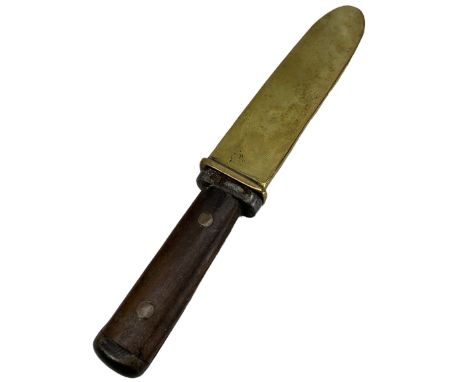 Military knife with brass scabbard, possibly German, World War I, the blade marked 5982, wooden handle L24cm overall