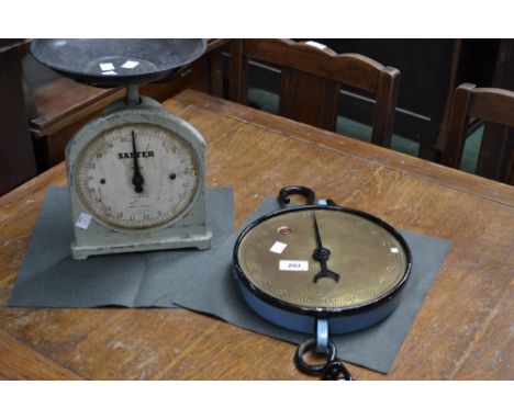 A Salter No. 235T weighing scales to weigh 200lb by 1lb; Salter No. 34 weighing scale. (2)