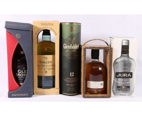 Five bottles of single malt scotch whisky including GLEN MORAY 110 years of distilling 70cl, 40% vol., GLENROTHES 1992 70cl 4