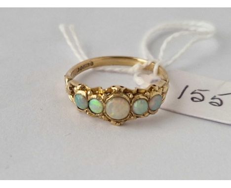 A nice five stone opal ring 9ct size Q 2.7 gms