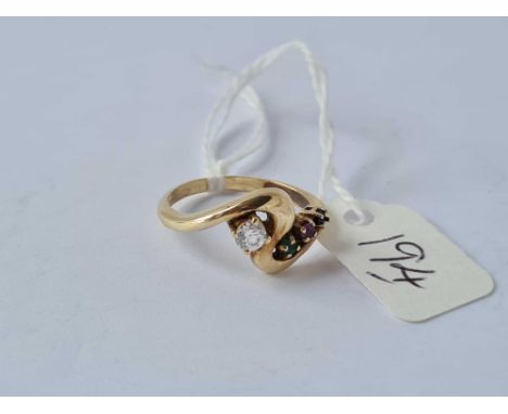 A multi stone set 14ct gold ring size O 3.8g inc