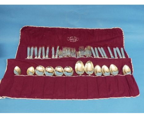 A silver Old English pattern Flatware Service, by United Cutlers, hallmarked Sheffield 2000 / 2001, comprising 8 Soup Spoons,