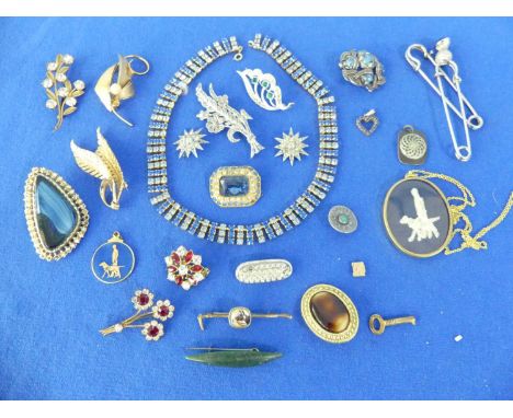 A quantity of Costume Jewellery, including a 9ct gold cased lady's Rotary wristwatch, on gold plated strap, two Scottish agat