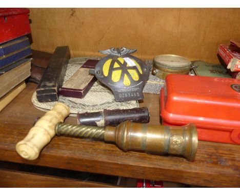 A quantity of Wanderments; comprising a pair of Brass candlesticks, a Pewter Art Nouveau-style beaker, a Pocket Barometer, a 
