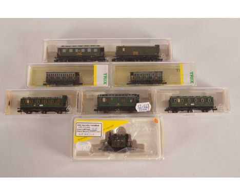 Minitrix German Glaskasten and Coaching Stock (7), all cased, Trix 12114 Ptl 2/2 4522 Glaskasten DCC decoder fitted, four whe