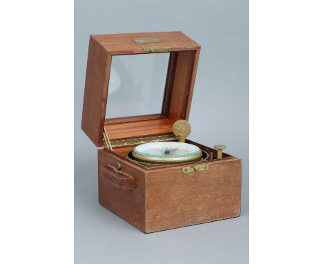WEMPE (Hamburg) Schiffs-Chronometer der 1970er Jahre rundes Werkgehäuse, pulverbeschichtetes Metall, in kardanischer Aufhängu