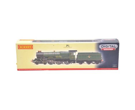 Hornby OO gauge model railway locomotive with tender, ref R2994XS late BR 4-6-0 Castle Class '7029 Clun Castle', DCC fitted w