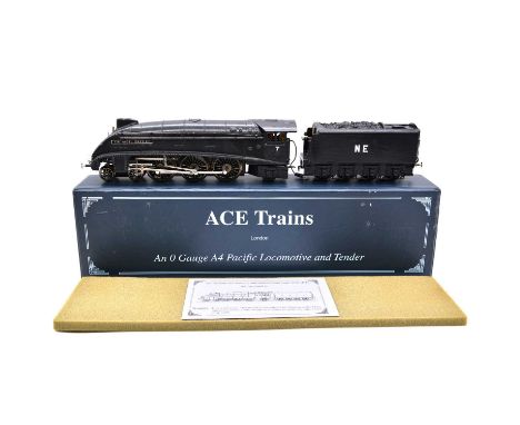 ACE Trains O gauge model railway electric locomotive, NE 4-6-2 'Sir Nigel Gresley', no. 7, 3-rail, boxed with booklet, (repai