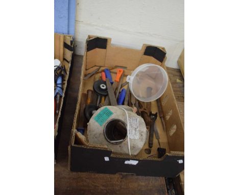 Mixed lot of various hand tools to include files, chisels etc