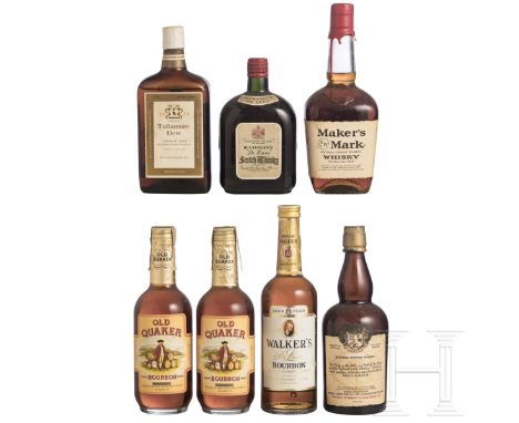Kleine Sammlung Whiskeys  Verschiedene ältere Scotch-, Irish- und Bourbon-Whiskeys: "Slaintheva" Blended Scotch Whisky, "Buch