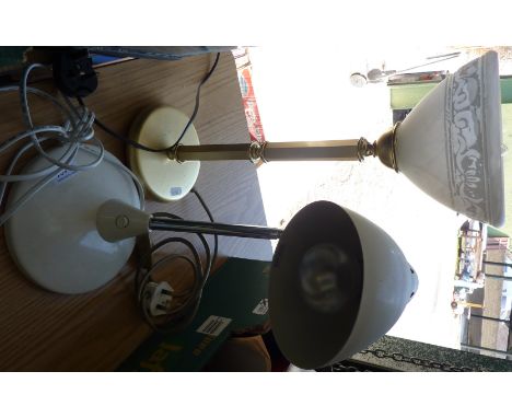 Table lamp and desk lamp