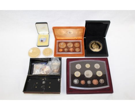 World - mixed coinage - to include Cook Islands Seven Coin Proof Set - 1975 (N.B.  cased), G.B. Eleven Coin Proof Set - 2003 