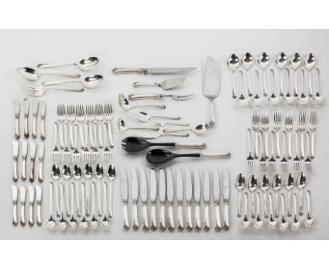 AN AMERICAN SET OF SILVER "DAMASK ROSE" CUTLERY, STERLING STD., 20TH CENTURY comprising: 12 dinner knives, 12 butter knives, 