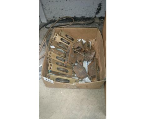 17 brass fronted sash window pulleys