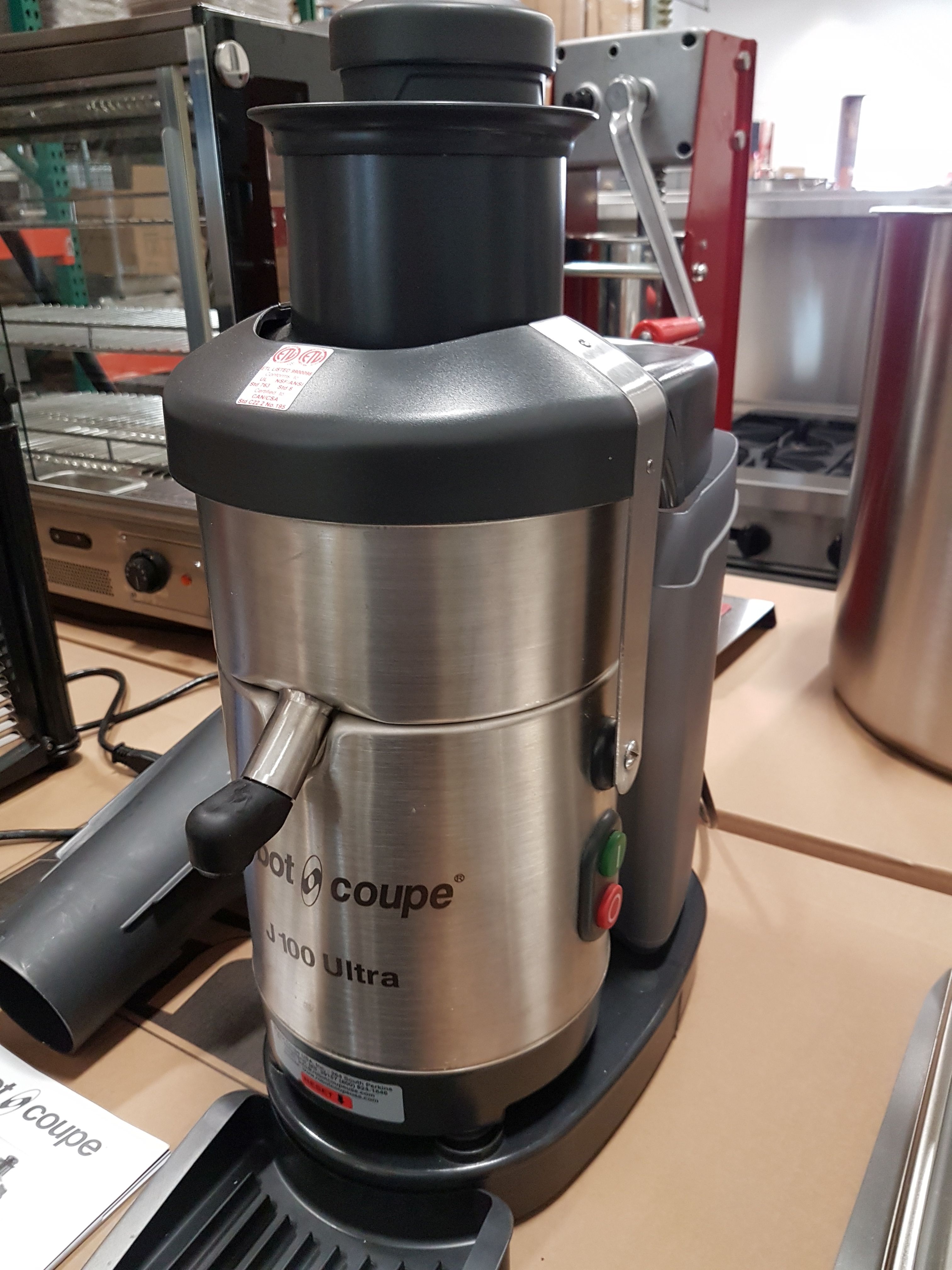 Robot Coupe J100 Ultra Juicer, Like New