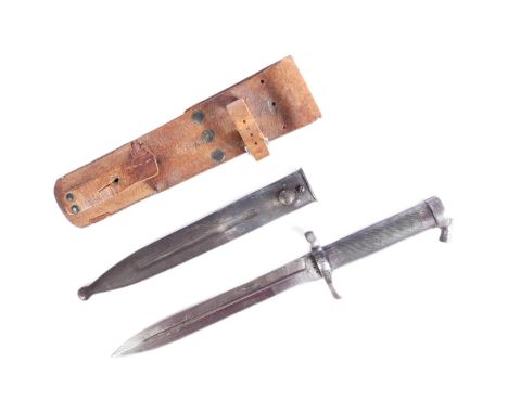 An original WWI First World War period Swedish M1896 pattern rifle bayonet. The bayonet having a hollow pommel with flat lock