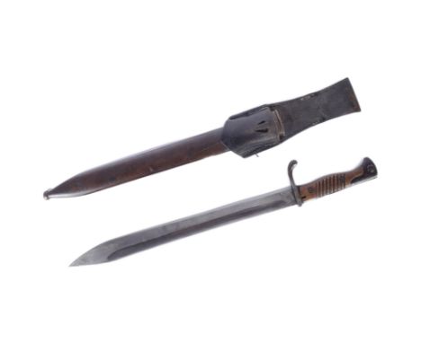 An original WWI First World War Imperial German army SG 98/05 ' Butcher ' rifle bayonet. The blade marked for Carl Eickhorn o