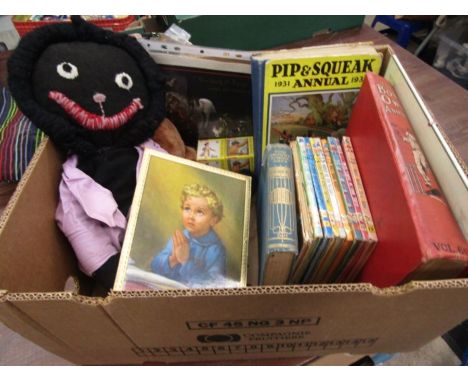 Collectors lot to inc 9 Noddy books,2 Ladybird trivia card boxes, vintage teddies, Winnie the Pooh print, 9 collectors greeti