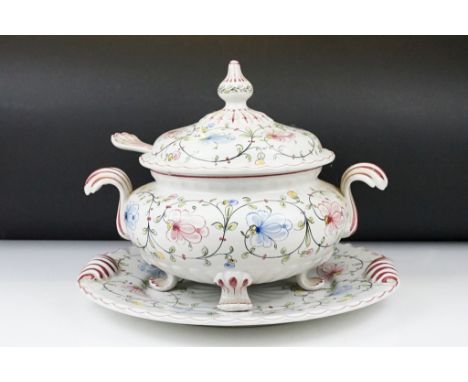 Portuguese Anfora Agueda ceramic soup tureen &amp; cover with hand painted floral decoration, raised on four feet, with ladle