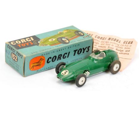 Corgi Toys 152 BRM Formula 1 "Grand Prix" Racing Car - dark green, silver interior and trim, flat spun hubs and racing No.3 -